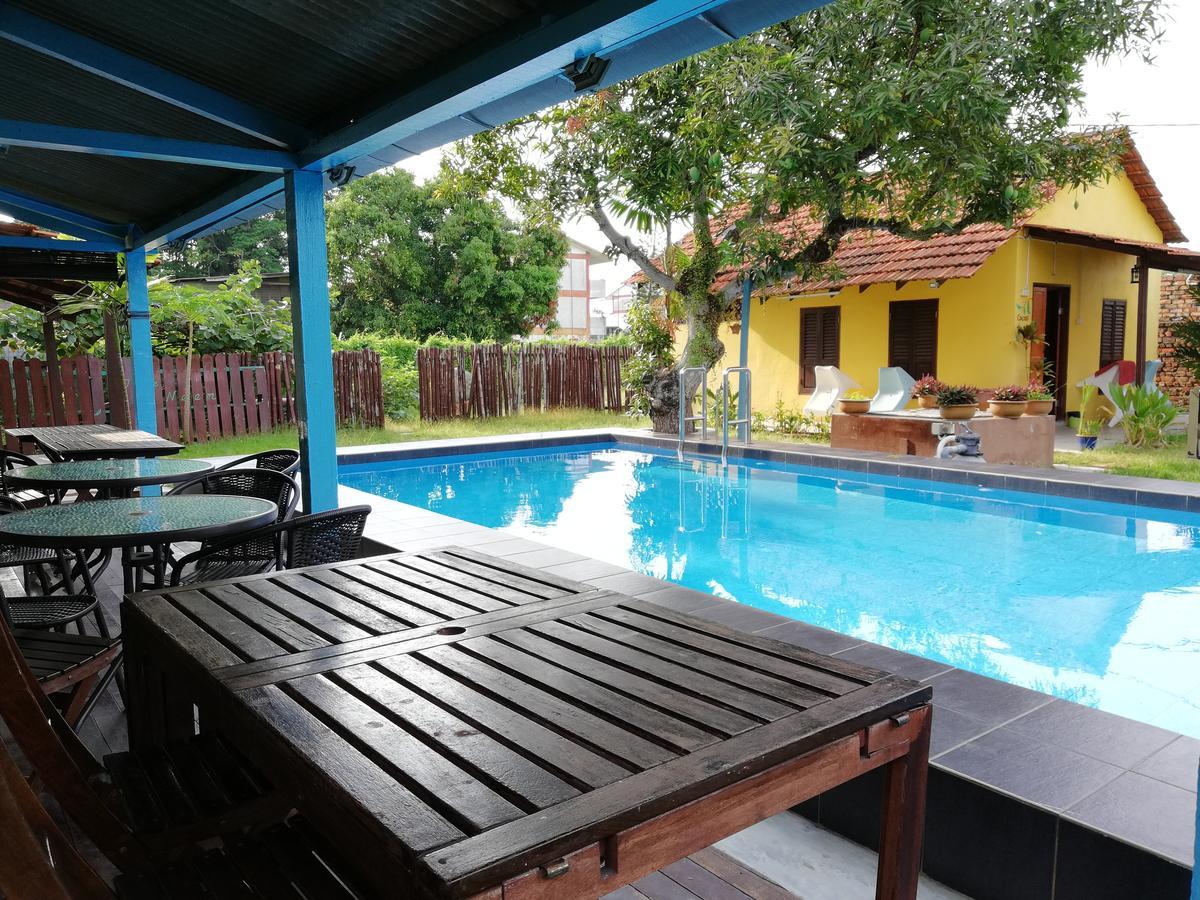 Coco Country Homes Malacca Екстериор снимка